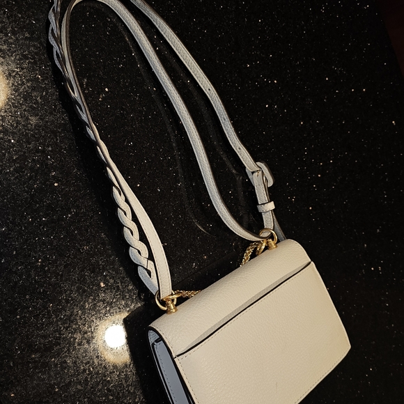 Tory Burch White Crossbody Bag with Gold Chain - Picture 10 of 12